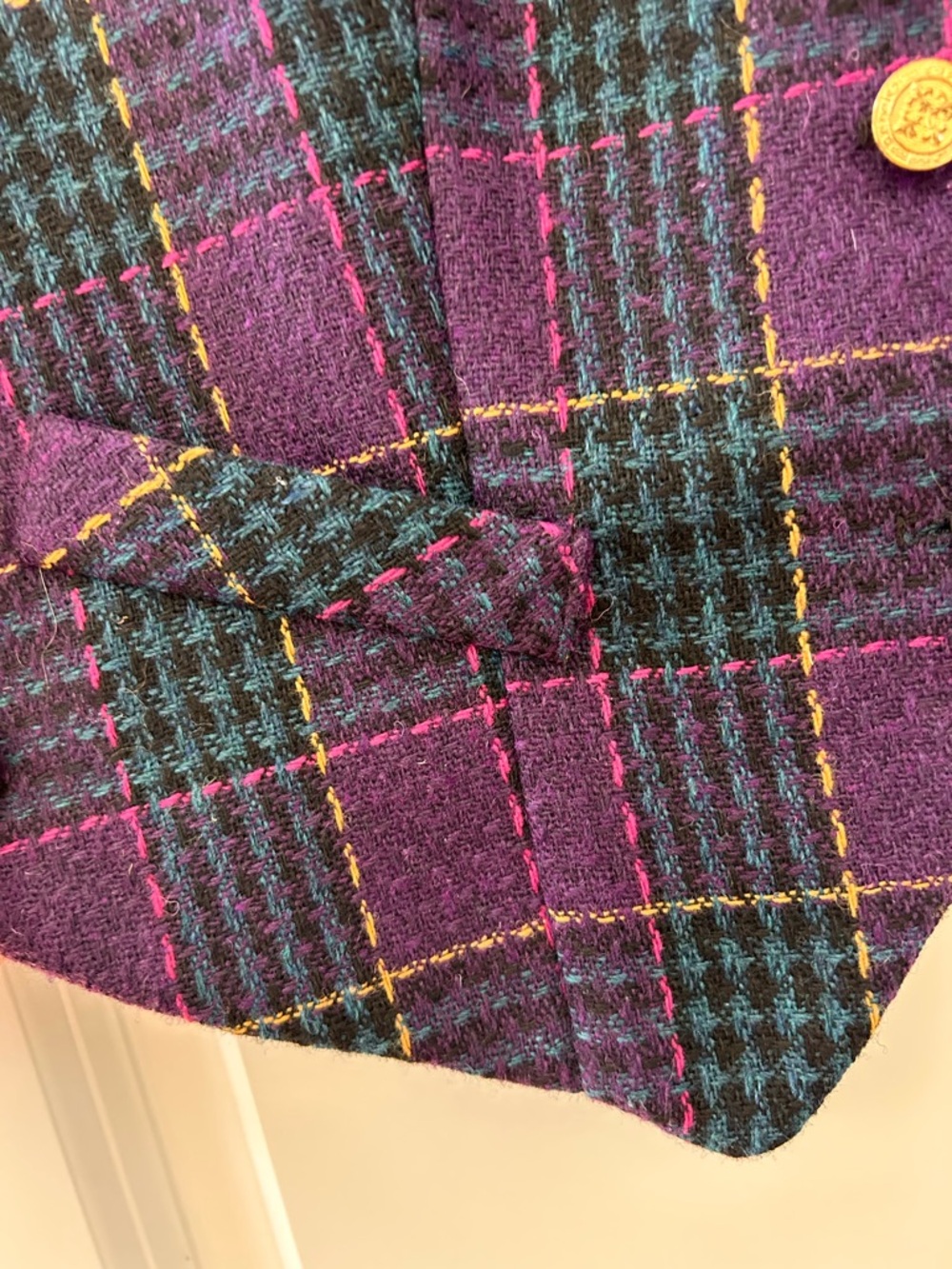 Vintage Lucia Wool Blend Tartan Plaid Vest. Gold buttons. Dark academia. Retro - Picture 3 of 7